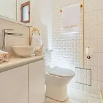 Villa Dafni - *