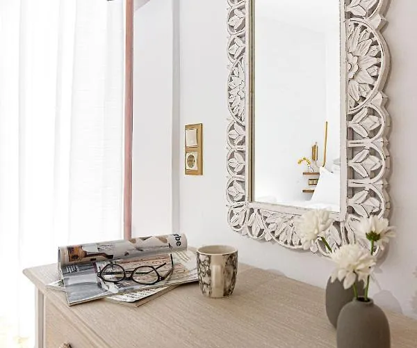 Dafni - فيلة لينثوس