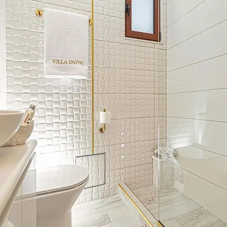 Dafni - וילה לינדוס