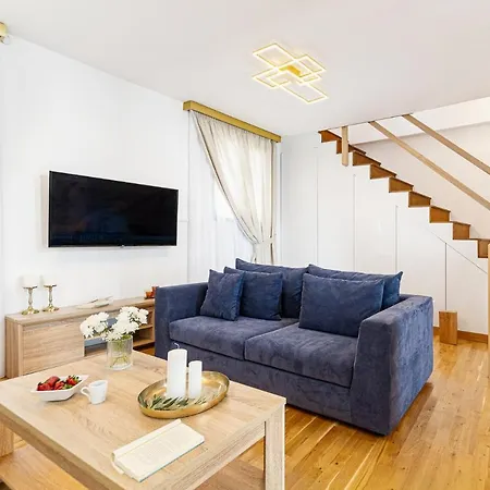 Dafni - * לינדוס