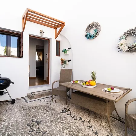 Dafni - לינדוס